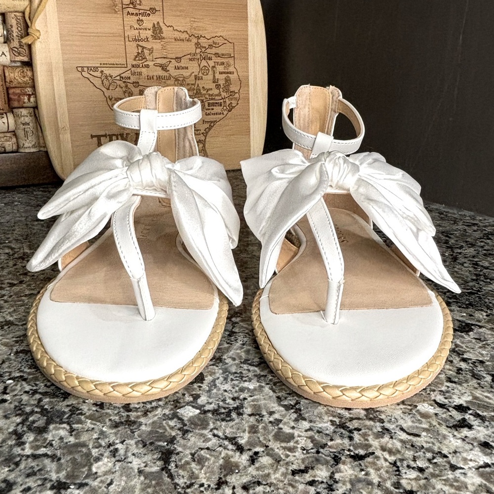 Jack Rogers Heidi T-Strap White Satin Bow Sandals Size 7 New In Box - Picture 4 of 10